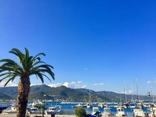 Beach & Waterfront