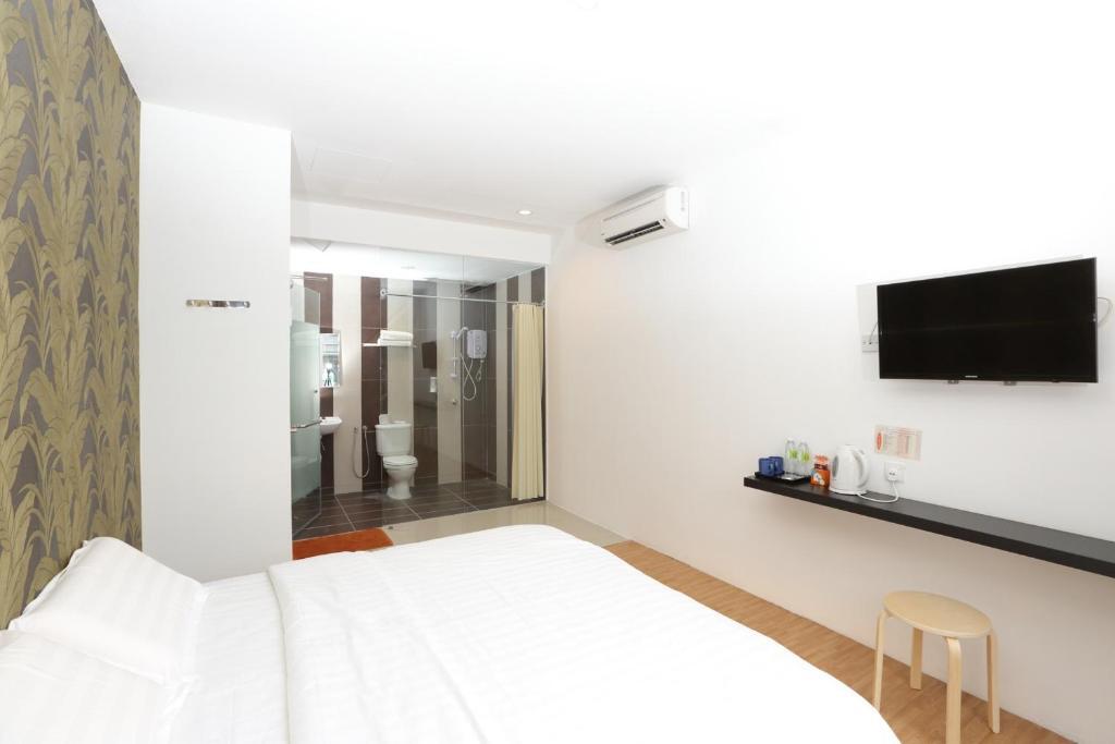 1 Hotel Taman Connaught