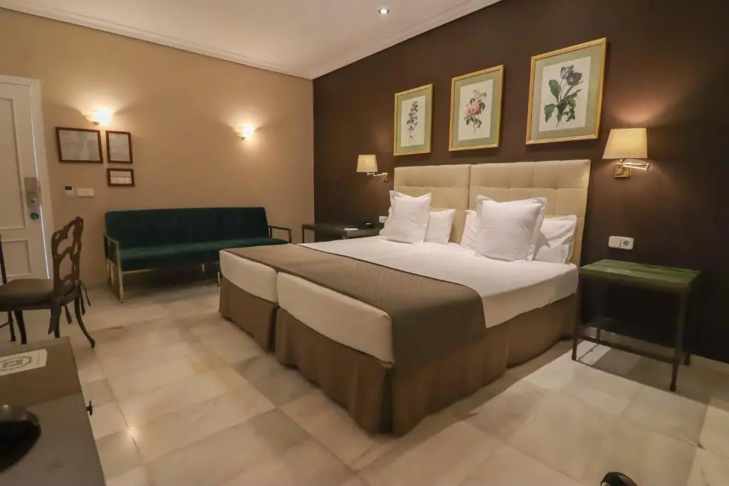 Hotel San Gil Sevilla - Chambres