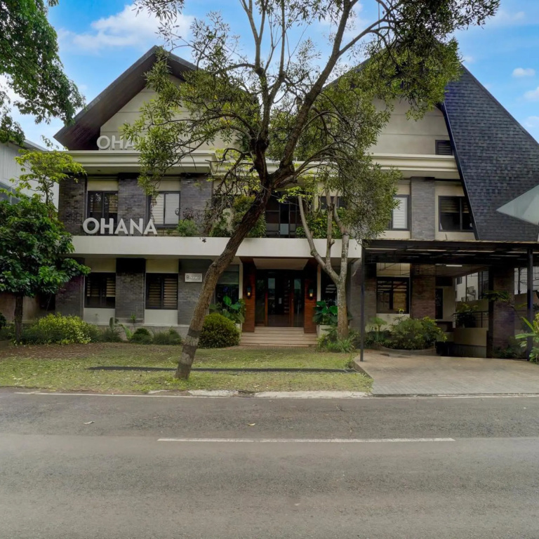 Collection O near Universitas Pelita Harapan formerly Ohana Residence Karawaci in Curug