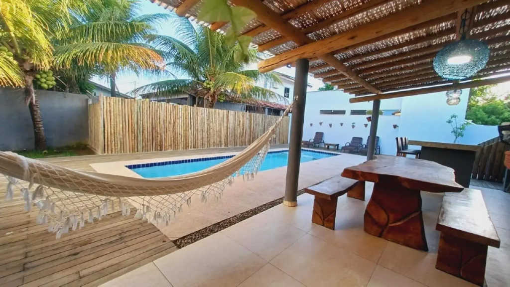 Casa Por do Sol 4 quartos piscina e área gourmet