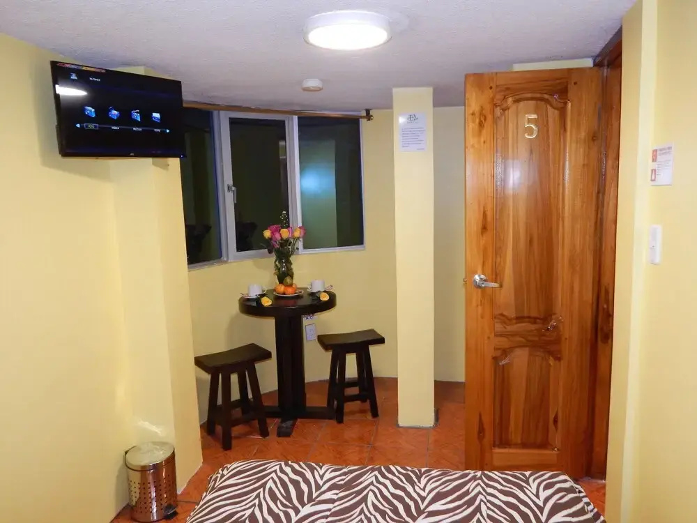 Standard Triple room