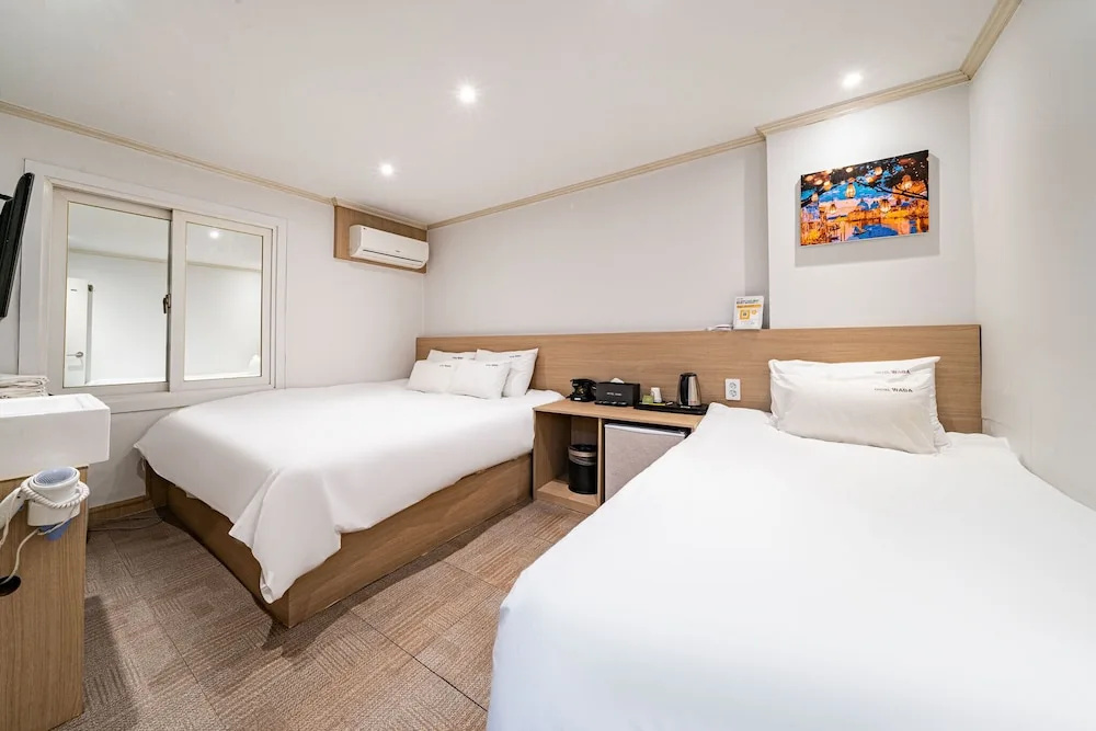 Deluxe Double room (twin beds)