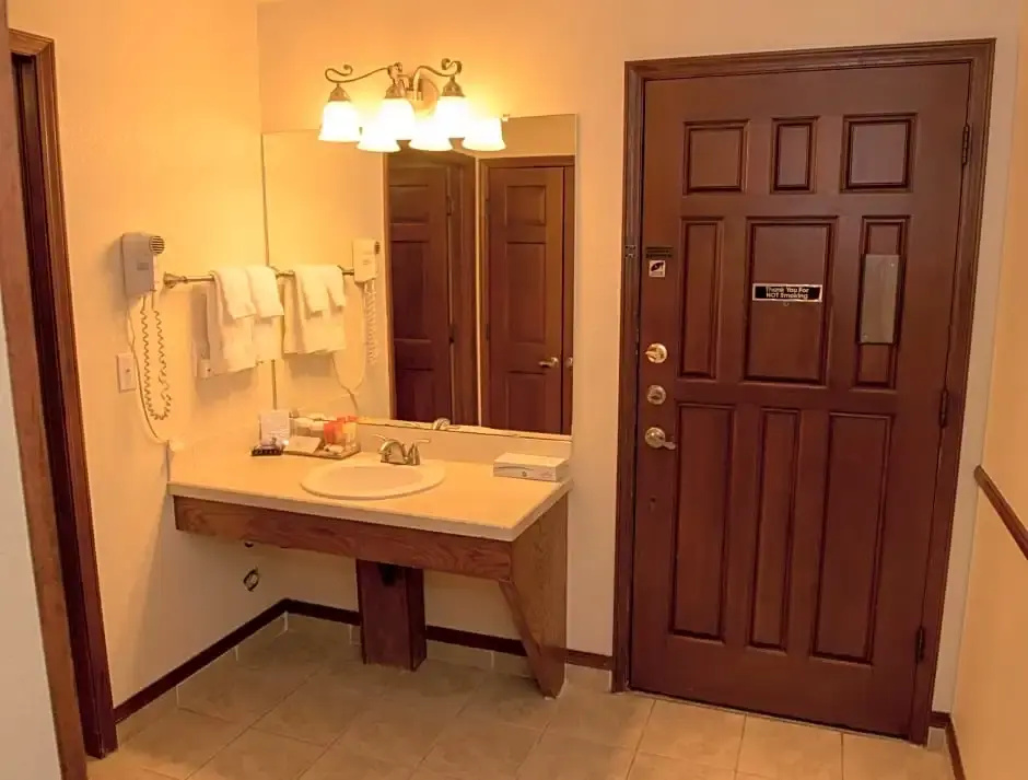Hilltop Inn & Suites - Chambres