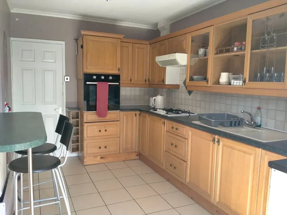 The Nest, an Immaculate 3-bed House in Walsall