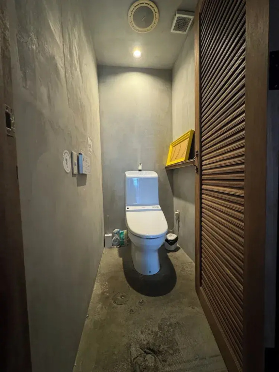 Economy Quadruple room with city view