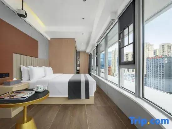 Premier room
