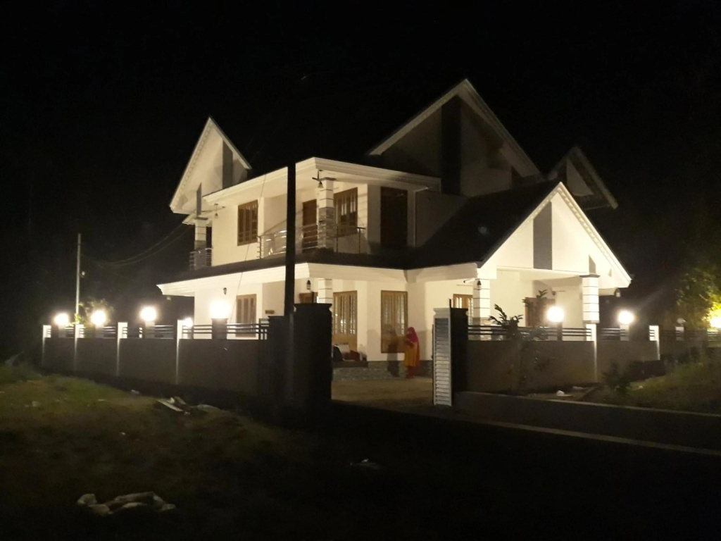 White Petals -3 BHK Homestay Munnar - Available For Indian Nationals Only