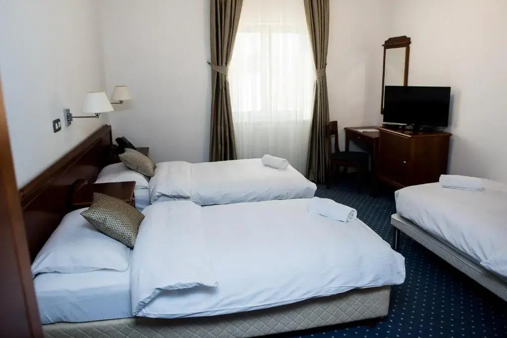 Hotel Hum - Chambres