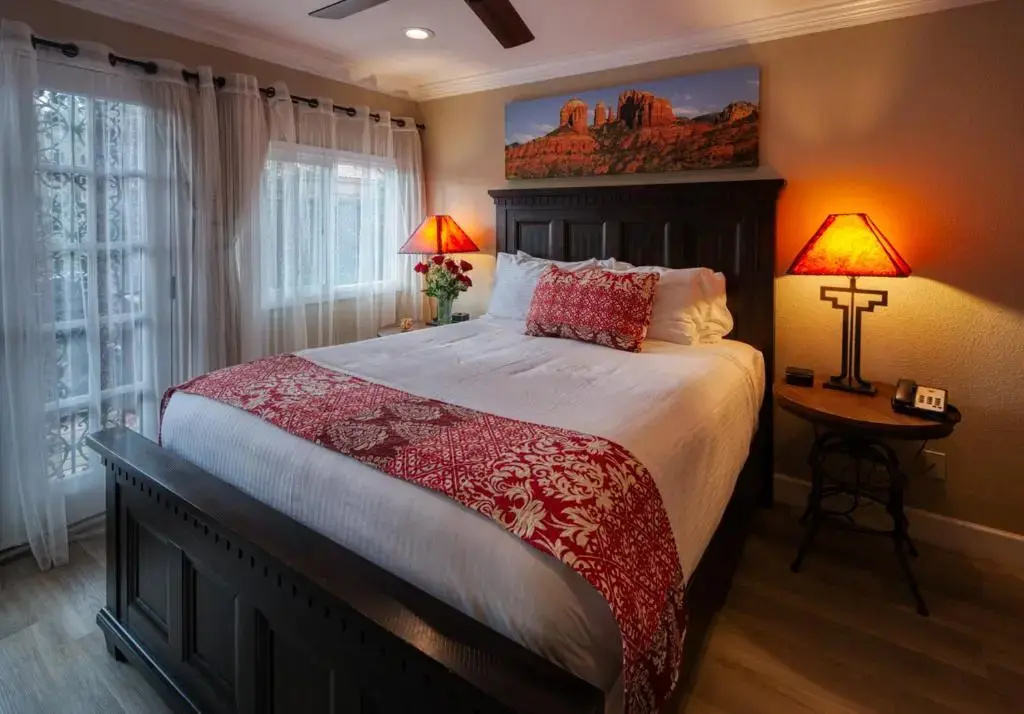 Standard Double room (full double bed)