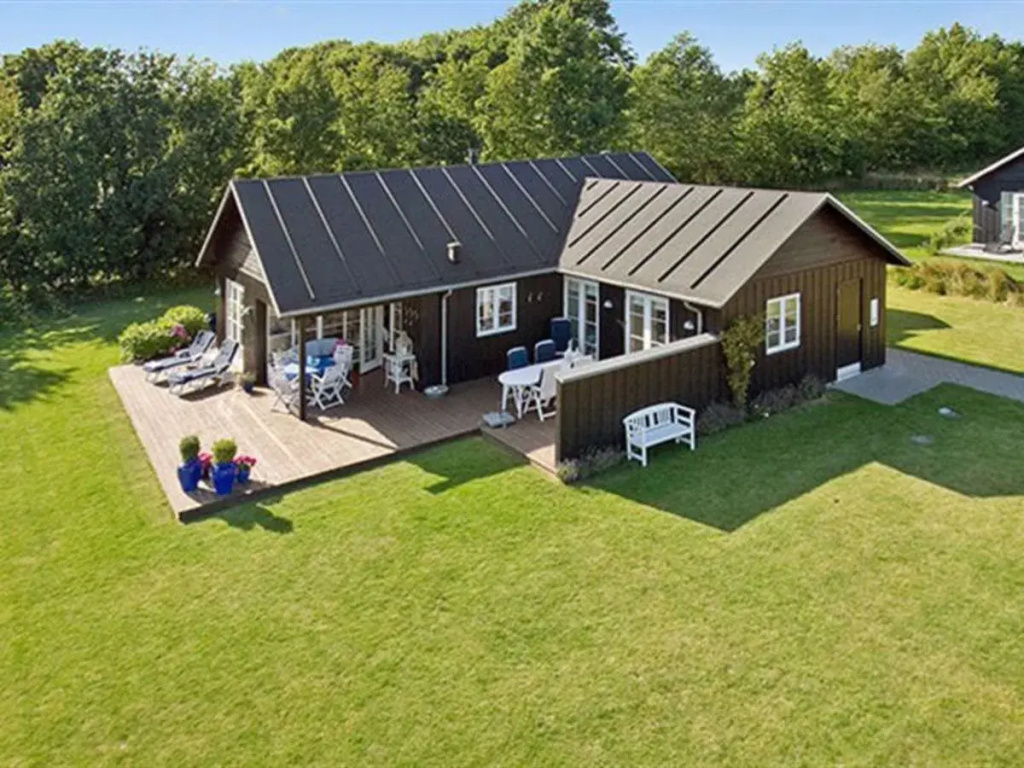"Miika" - 100m from the sea in Lolland, Falster and Mon