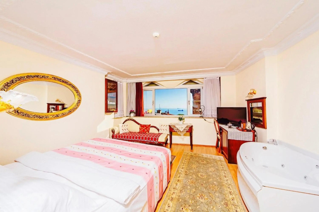 Отель Ada Hotel Istanbul в Стамбуле