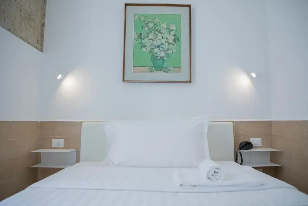 Economy room