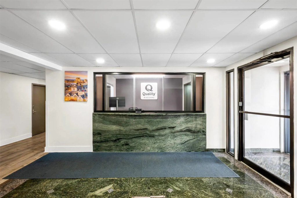 Hotel photo 30