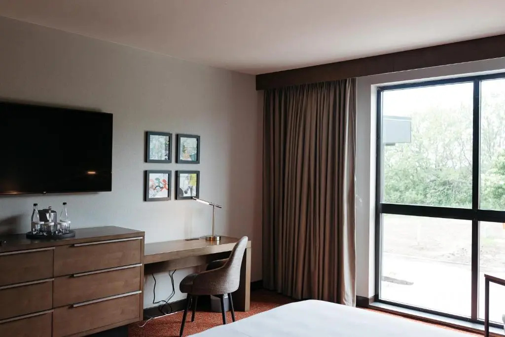 Revel Hotel Des Moines Urbandale, Tapestry Collection by Hilton - Chambres