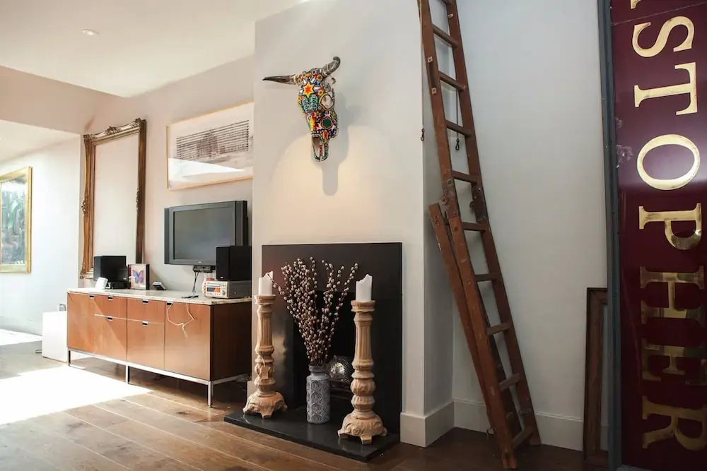 Spacious 2 Bedroom House in Central London