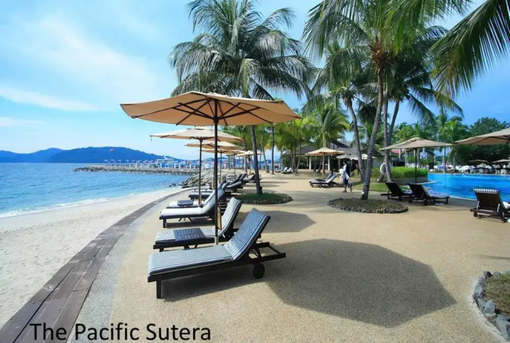 Beach & Waterfront