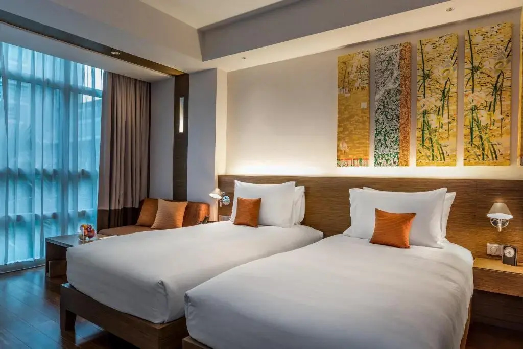 Pullman Bangkok King Power Hotel Room Type - SUPERIOR, TWIN BEDS