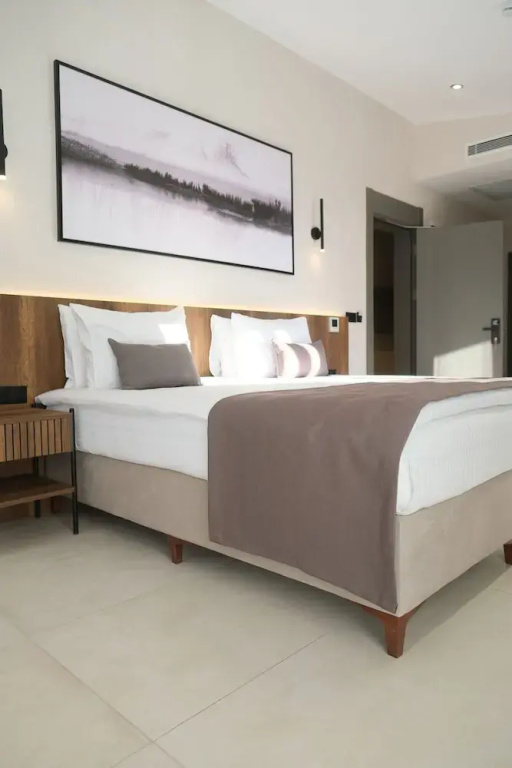 1921Justa otel