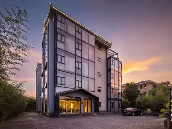 Yitong Shanju Tea Impression Aesthetic Hotel