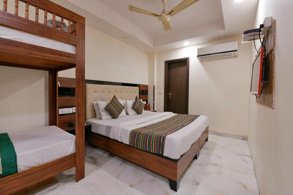 Welcome Palace Paharganj
