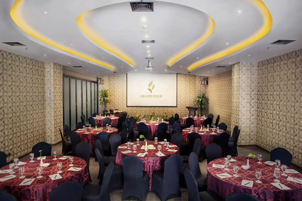 Grand Edge Hotel Semarang - Général