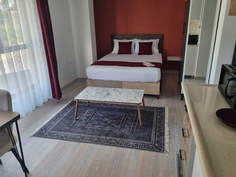 Istanbul Airport Family suites Hotel (By Ostrovok