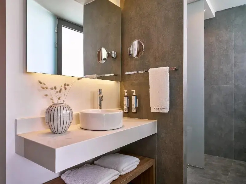 Standard Double room with balcony and with sea view (full double bed)