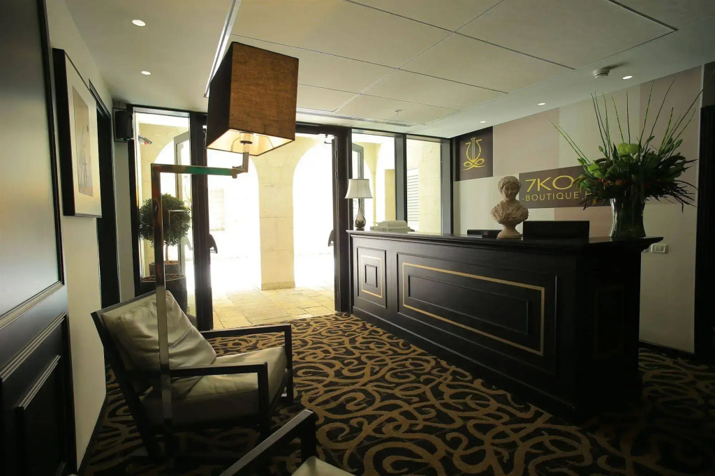 Stay Kook Suites - фото 14