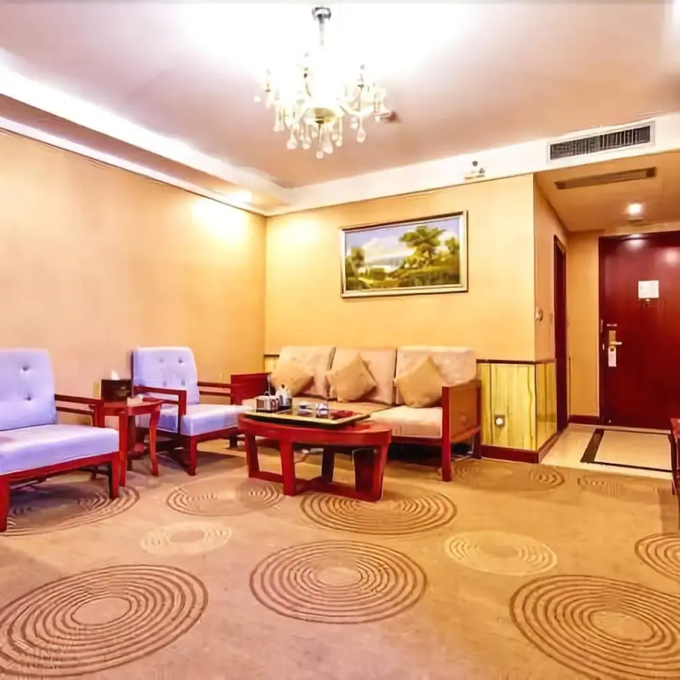 Kingdom Hotel - Général