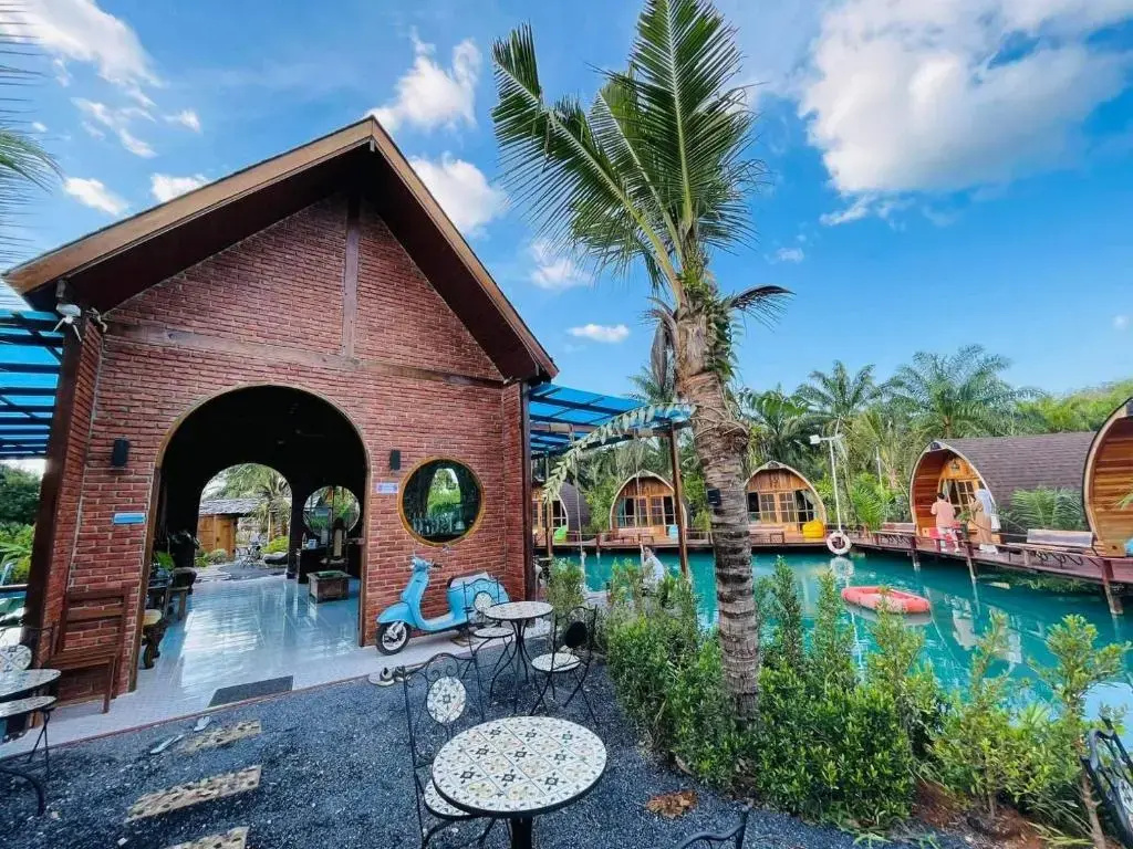 Plaiphu Pool Villas