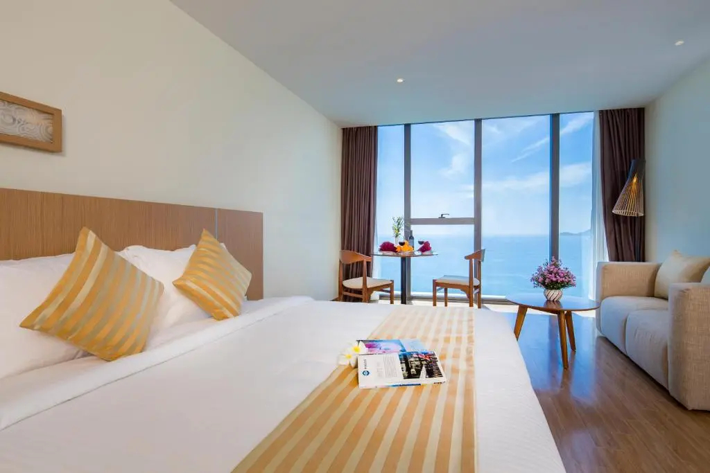 Starcity Hotel & Condotel Beachfront Nha Trang — фото 4