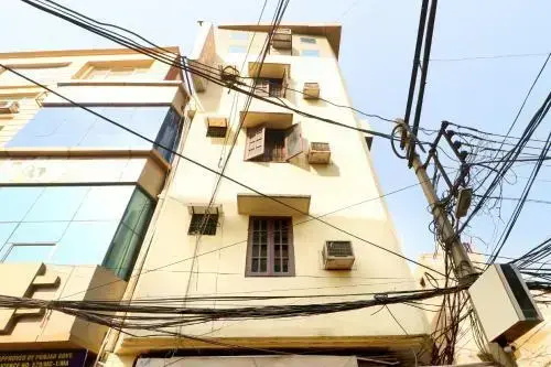 OYO 23084 Chhabra Guest House