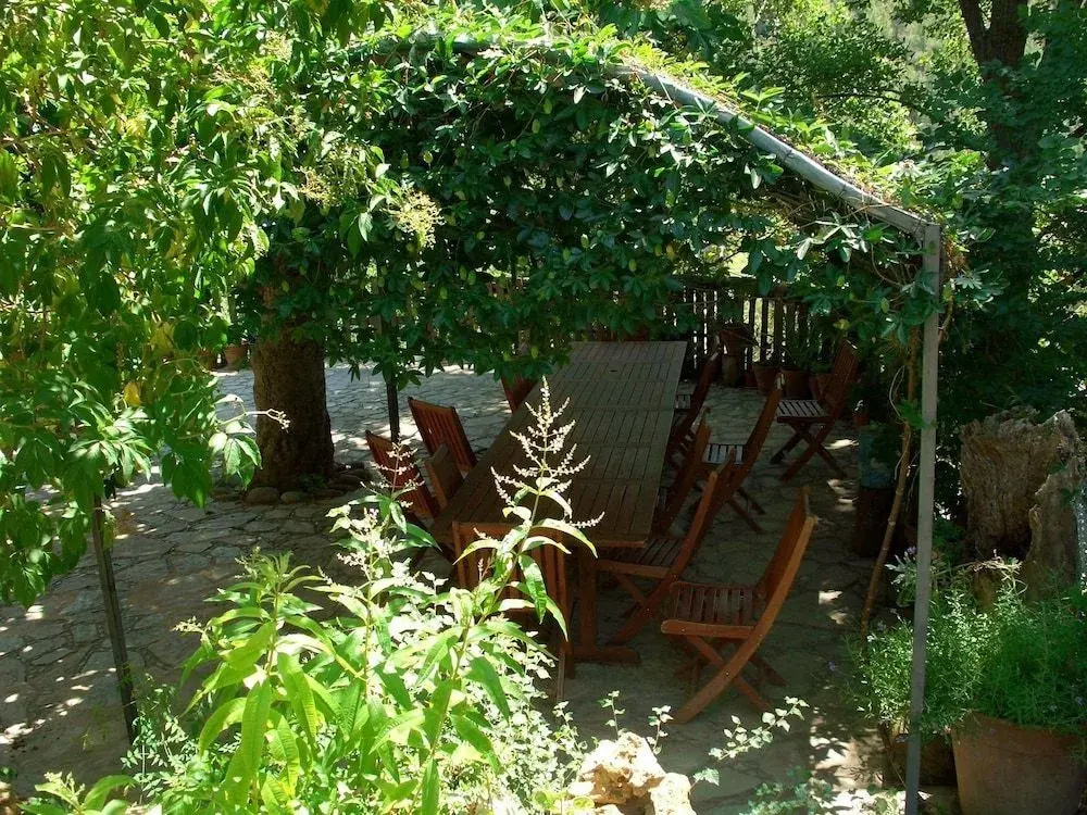 Masía La Posada del río Carbo