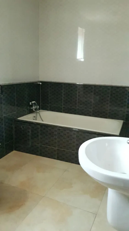 Biraj International Hotel - Chambres