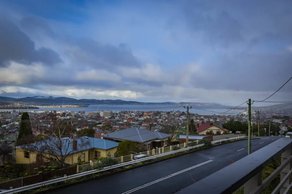 Lofty Views - City Stunner