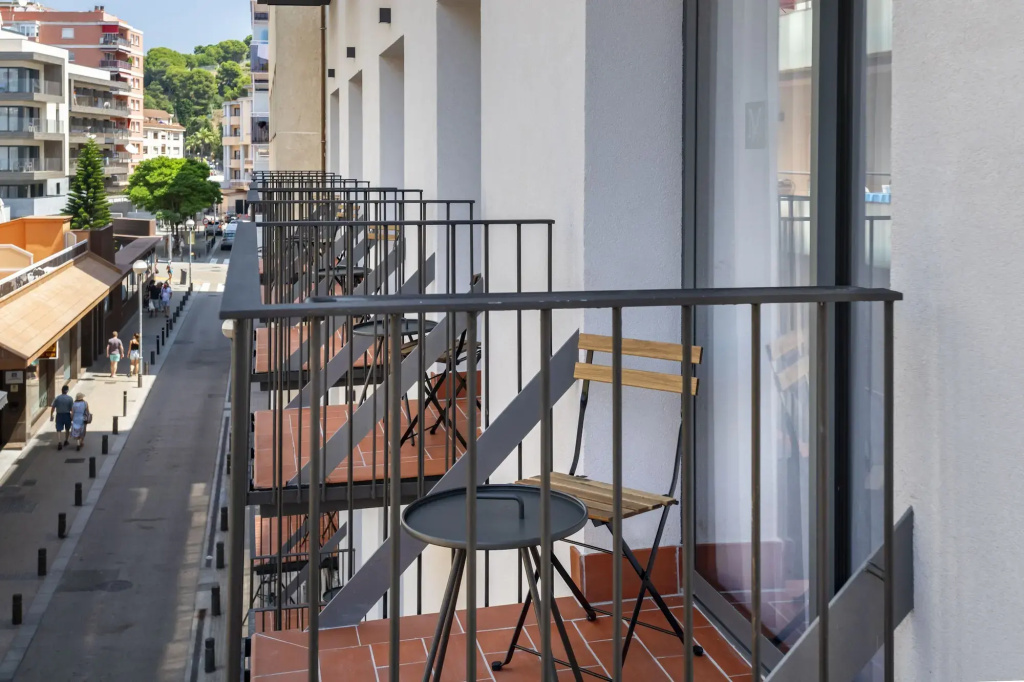 Balcony & Terrace