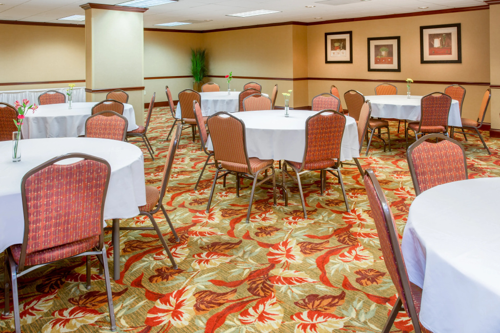 Holiday Inn Express & Suites Bloomington by IHG - Général