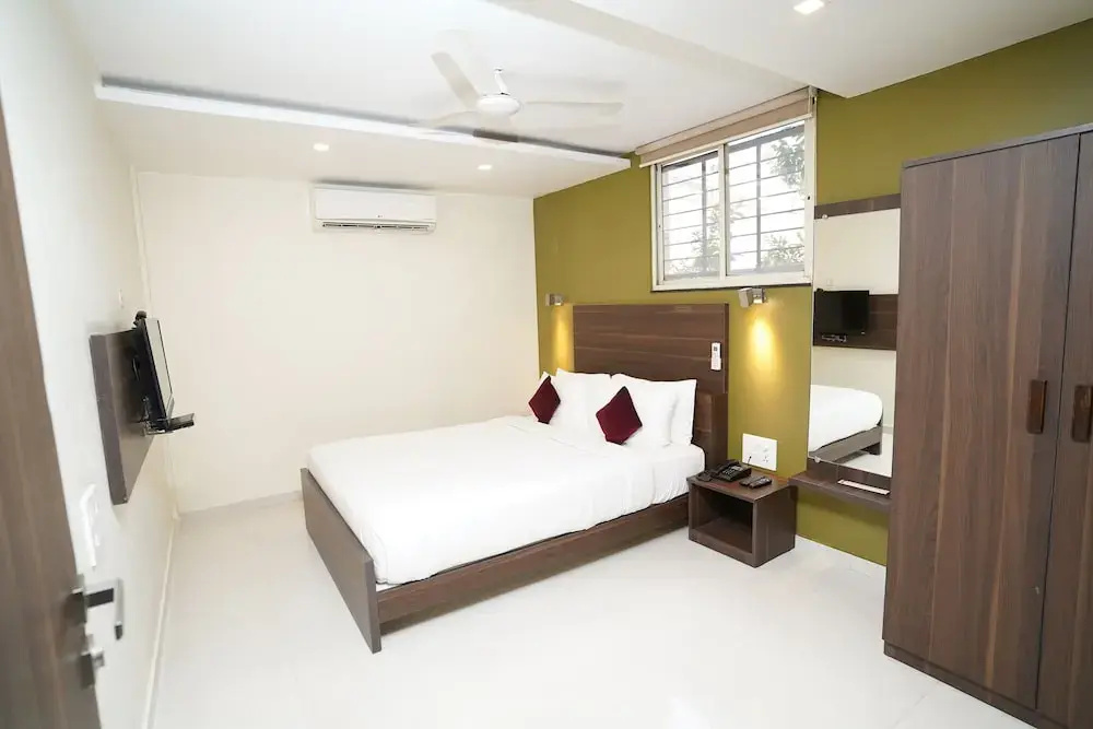 Metropolis Hotel - Chambres
