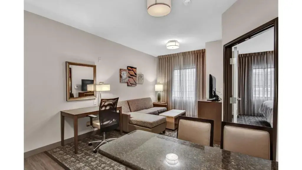 Staybridge Suites Salt Lake-West Valley City by IHG - Chambres