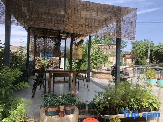 Qingqing Guesthouse Homestay (Mian Mountain Scenic Area)