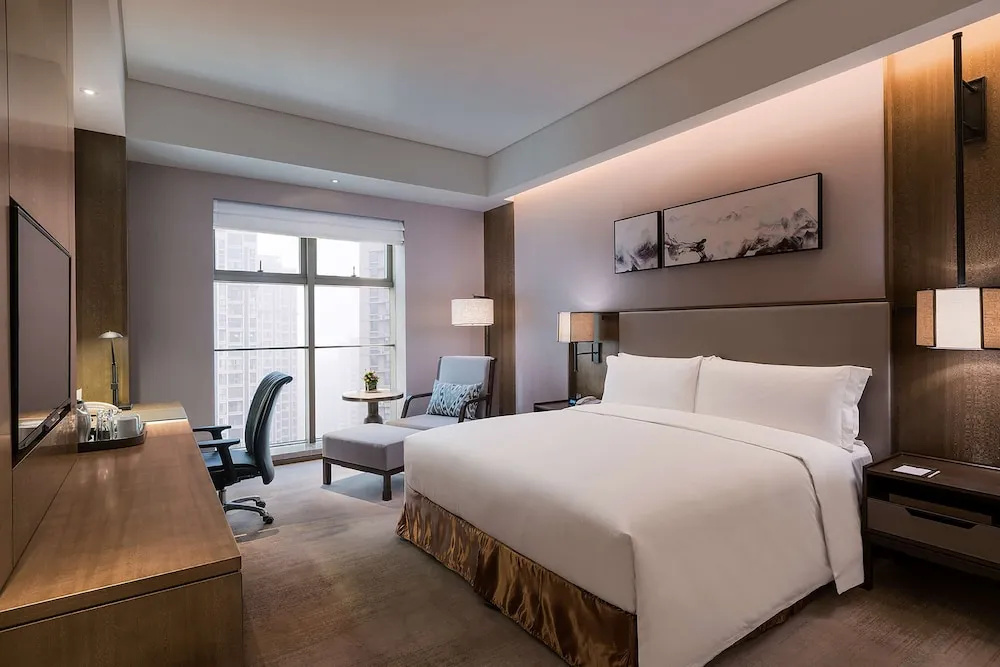 DoubleTree by Hilton Shiyan — 5