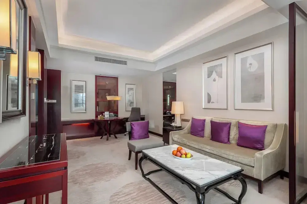 Premier Double room (full double bed)