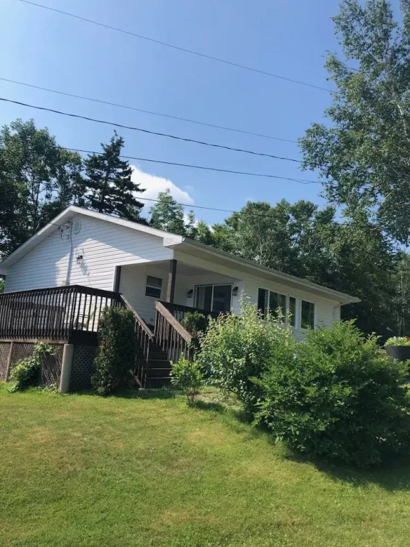 2 Bedrooms Quadruple Cottage