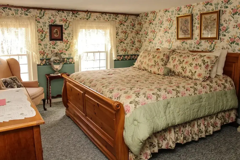 Superior Double room (full double bed)
