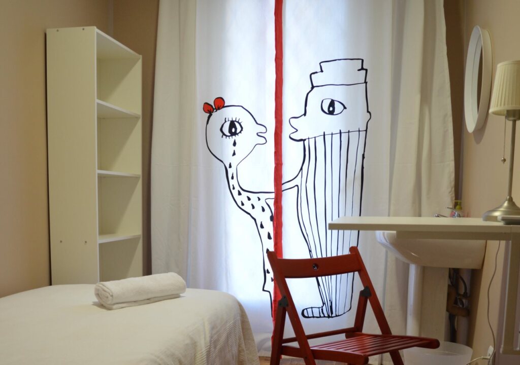 Somnio Hostels by null