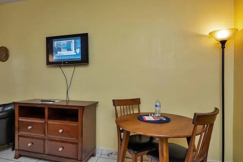 Cozy Studio Hallandale Beach, near the Ocean :)
