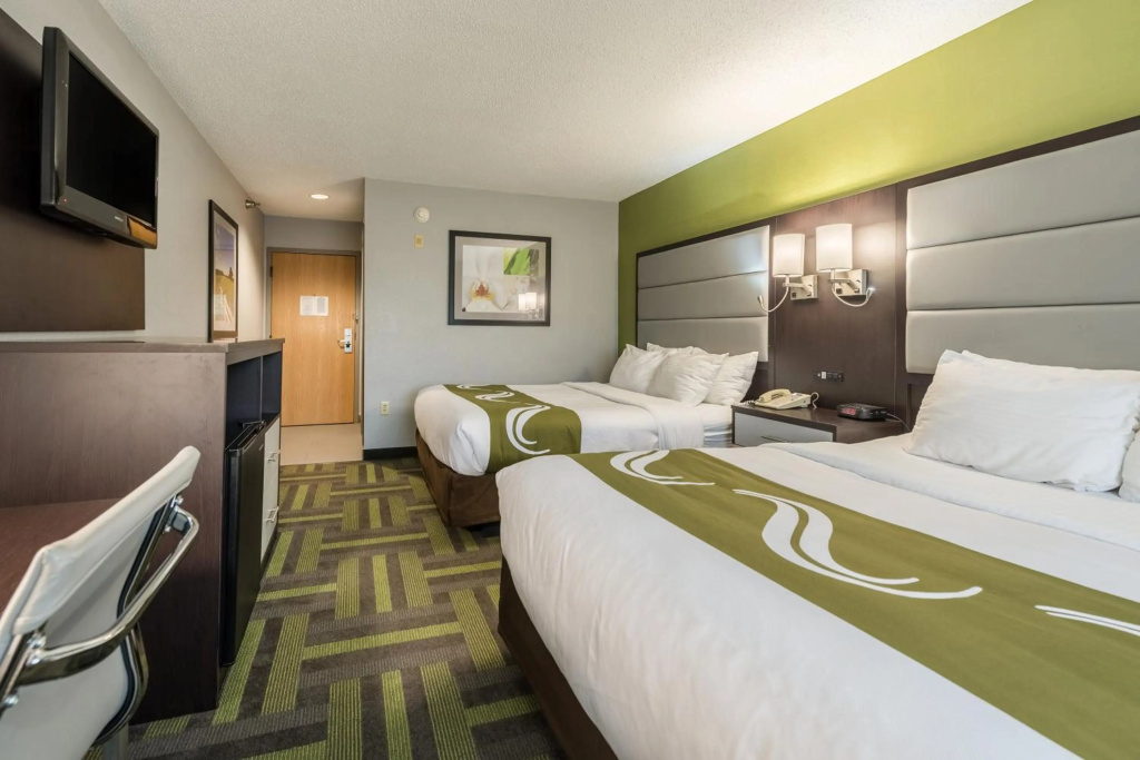 Quality Inn Grove City - Columbus South — 4
