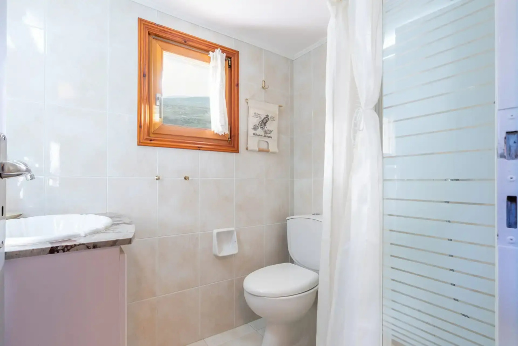 Standard Double room with garden view (full double bed)
