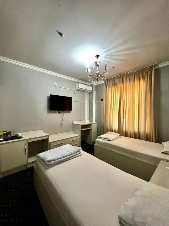 Hotel Emir Plaza - фото 2